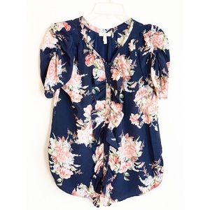 Joie flowery top. Small. Perfect condition.